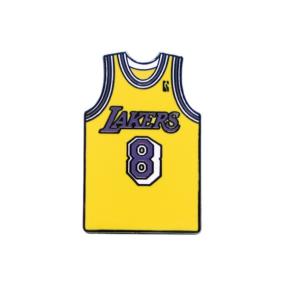 Kobe 8 Lakers Jersey Lapel Pin - Picture 1 of 3
